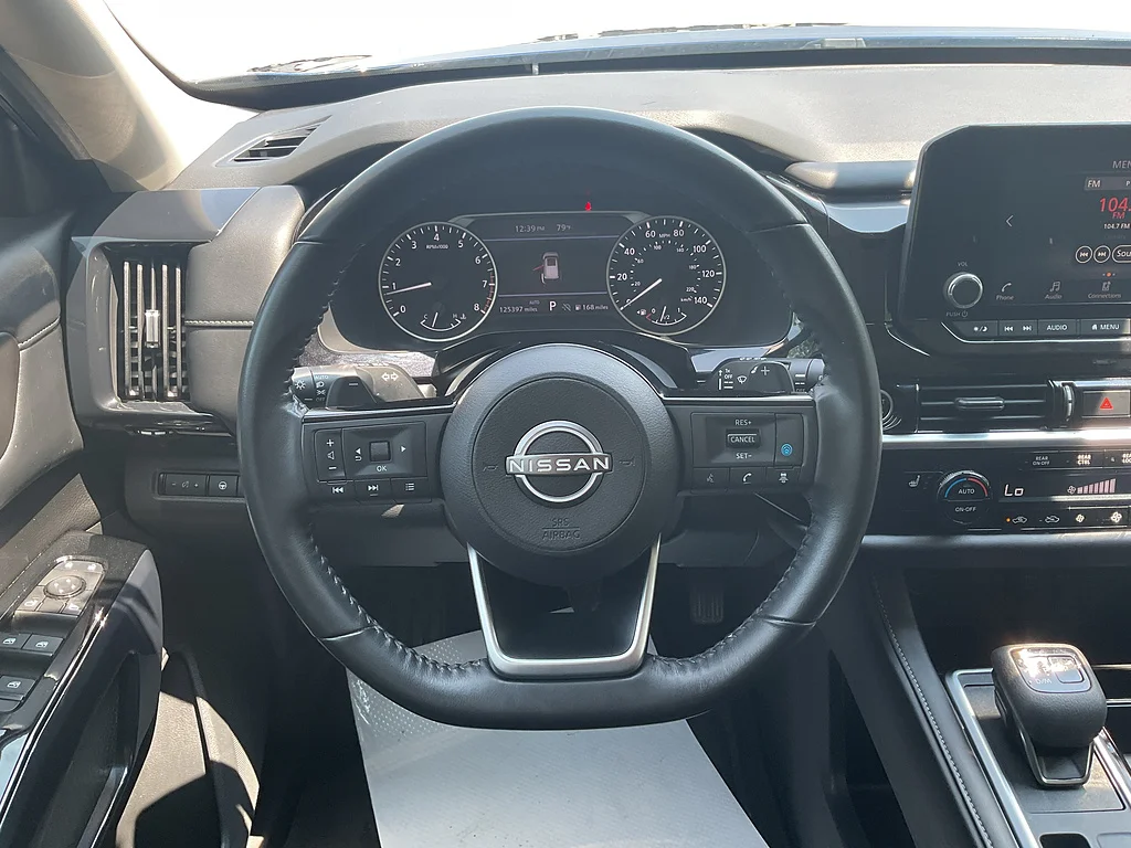 Used 2022 Deep Ocean Blue Pearl Nissan SV image 11
