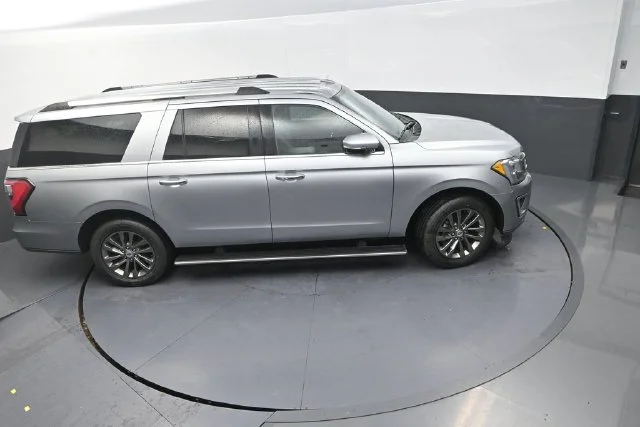 Used 2020 Silver Ford Limited image 30
