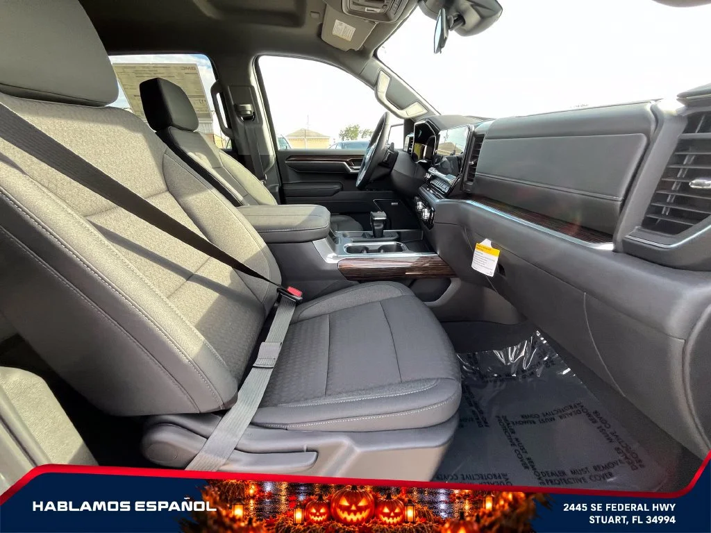 New 2026 Sterling Metallic GMC Elevation image 20