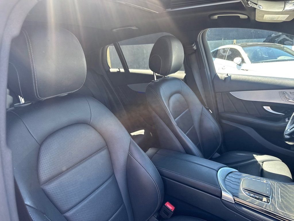 Used 2020 Red Mercedes-Benz GLC 300 Coupe image 15