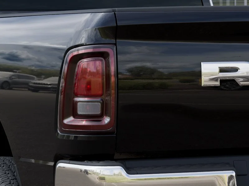 New 2027 Diamond Black Crystal Pearl-Coat Exterior Paint RAM Tradesman image 42