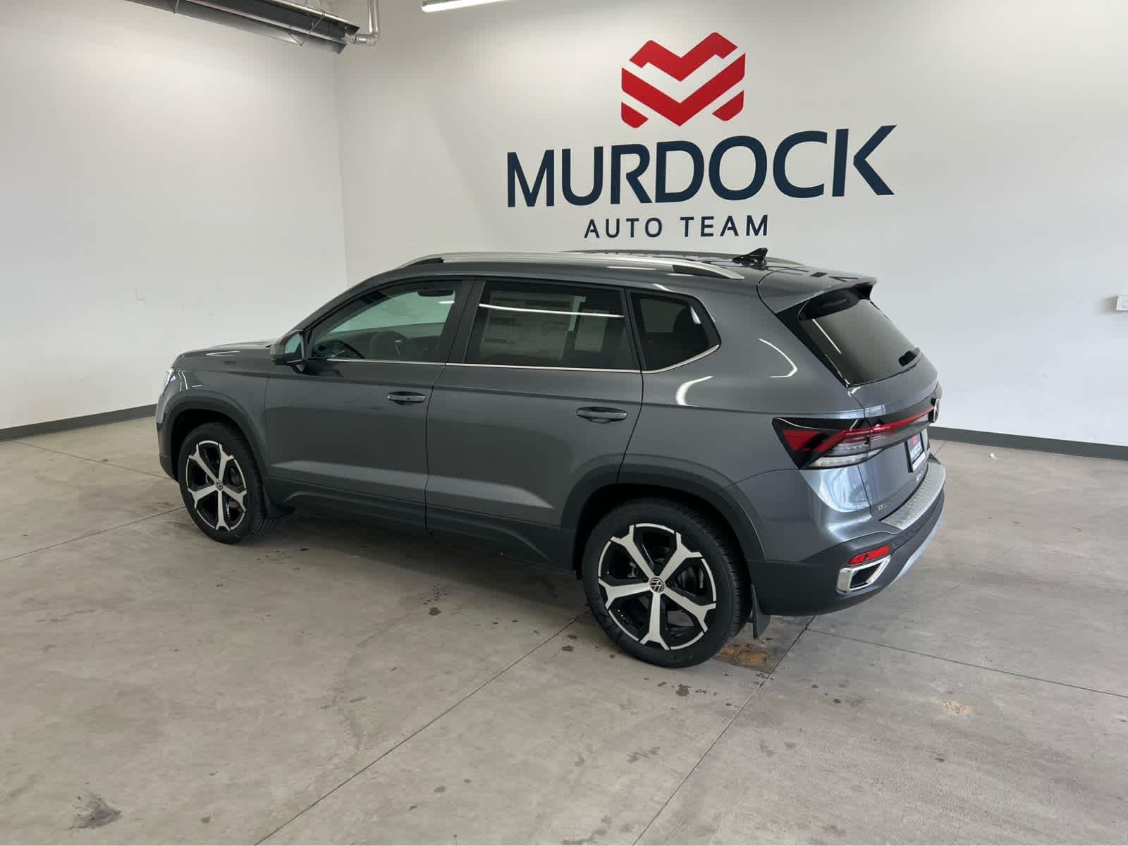 New 2026 Platinum Gray Metallic Volkswagen SEL image 2