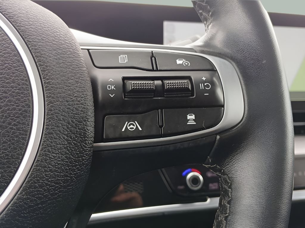 Used 2024 Black Kia SX-Prestige image 22
