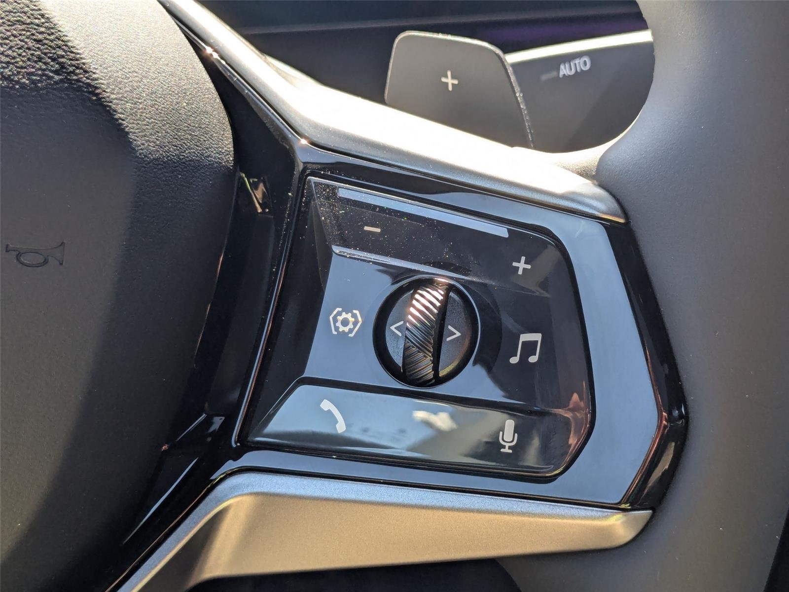 New 2027 Black Sapphire Metallic BMW 530i xDrive image 18