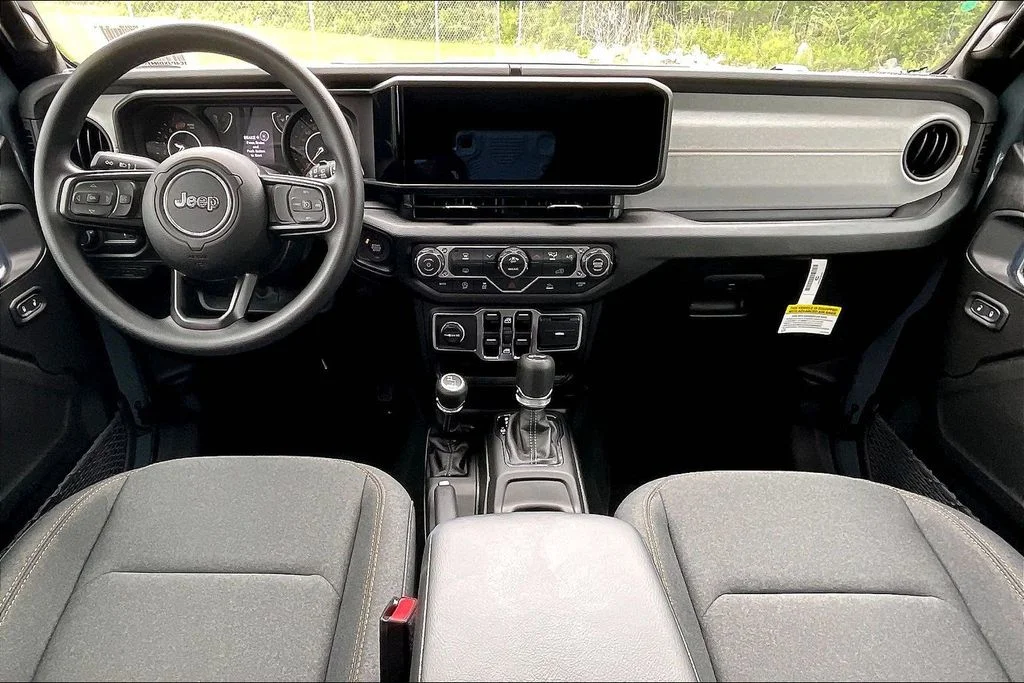 New 2026 Jeep Wrangler Sport 4D Sport Utility