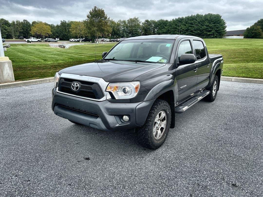 Used 2012 Magnetic Gray Metallic Toyota PreRunner V6 image 1