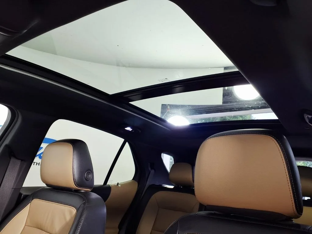Used 2023 Summit White Chevrolet Premier image 14