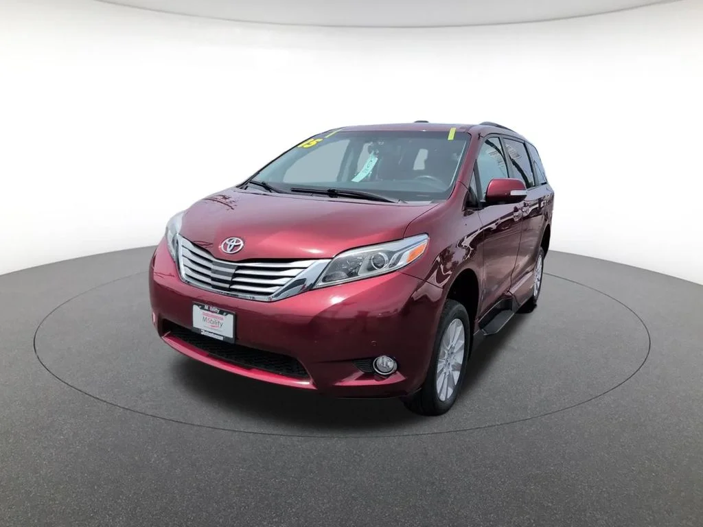 Used 2015 Red Toyota Limited Premium image 13