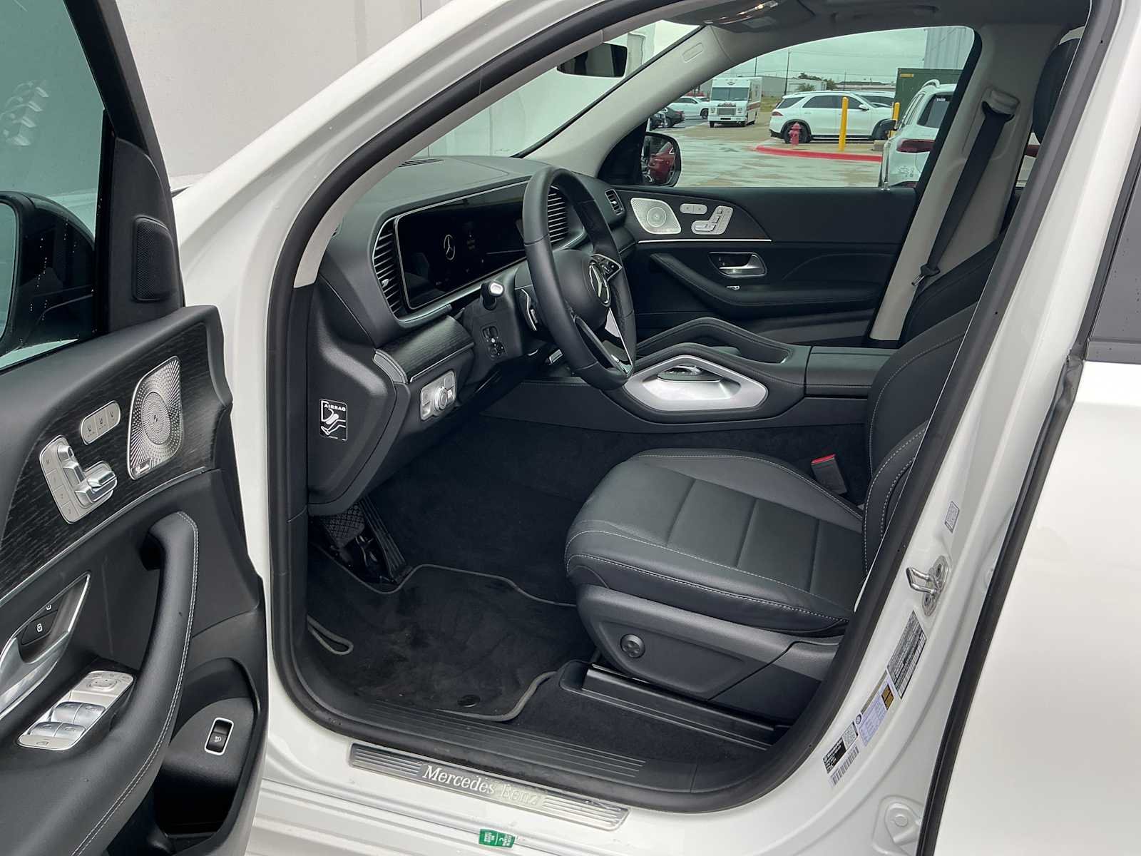 Certified Used 2026 Polar White Mercedes-Benz GLE 450 image 10