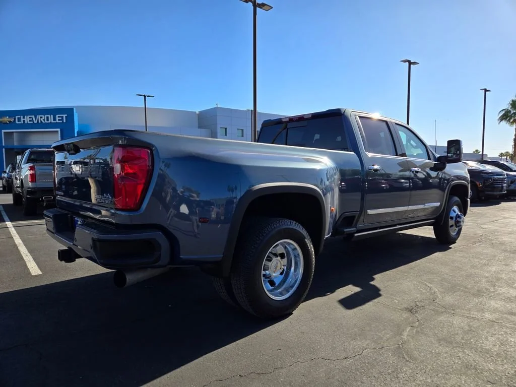 Used 2025 Lakeshore Blue Metallic Chevrolet High Country DRW image 6
