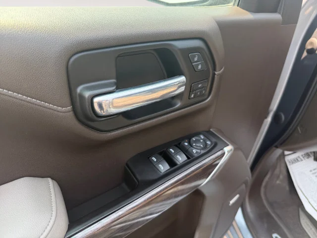 Used 2021 Gray Chevrolet LTZ image 11