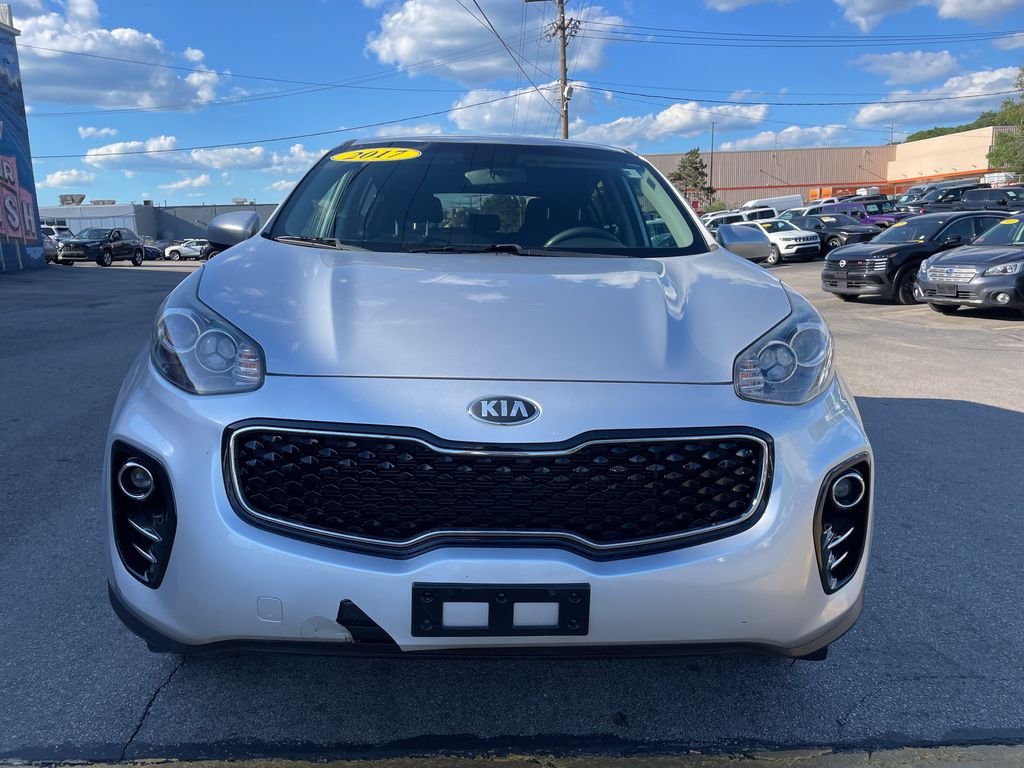 Used 2017 Silver Kia LX image 5