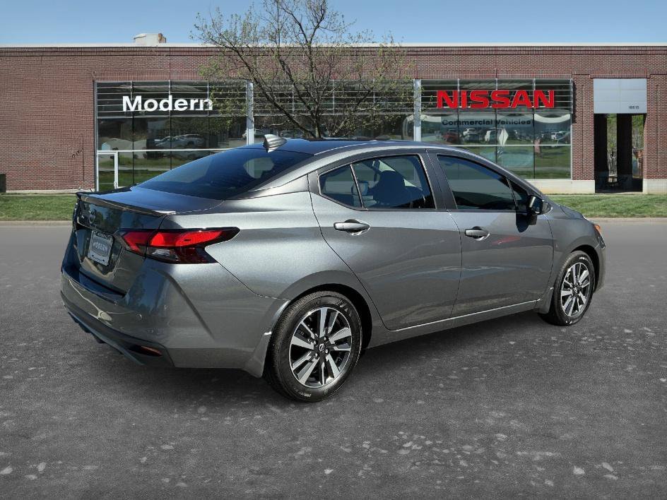Used 2025 Gun Metallic Nissan SV image 4