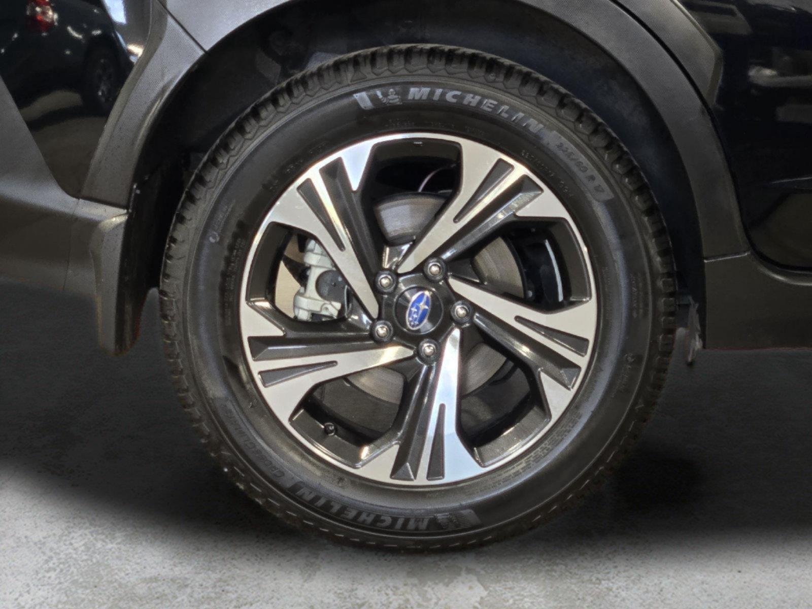 Used 2025 Crystal Black Silica Subaru Premium image 10