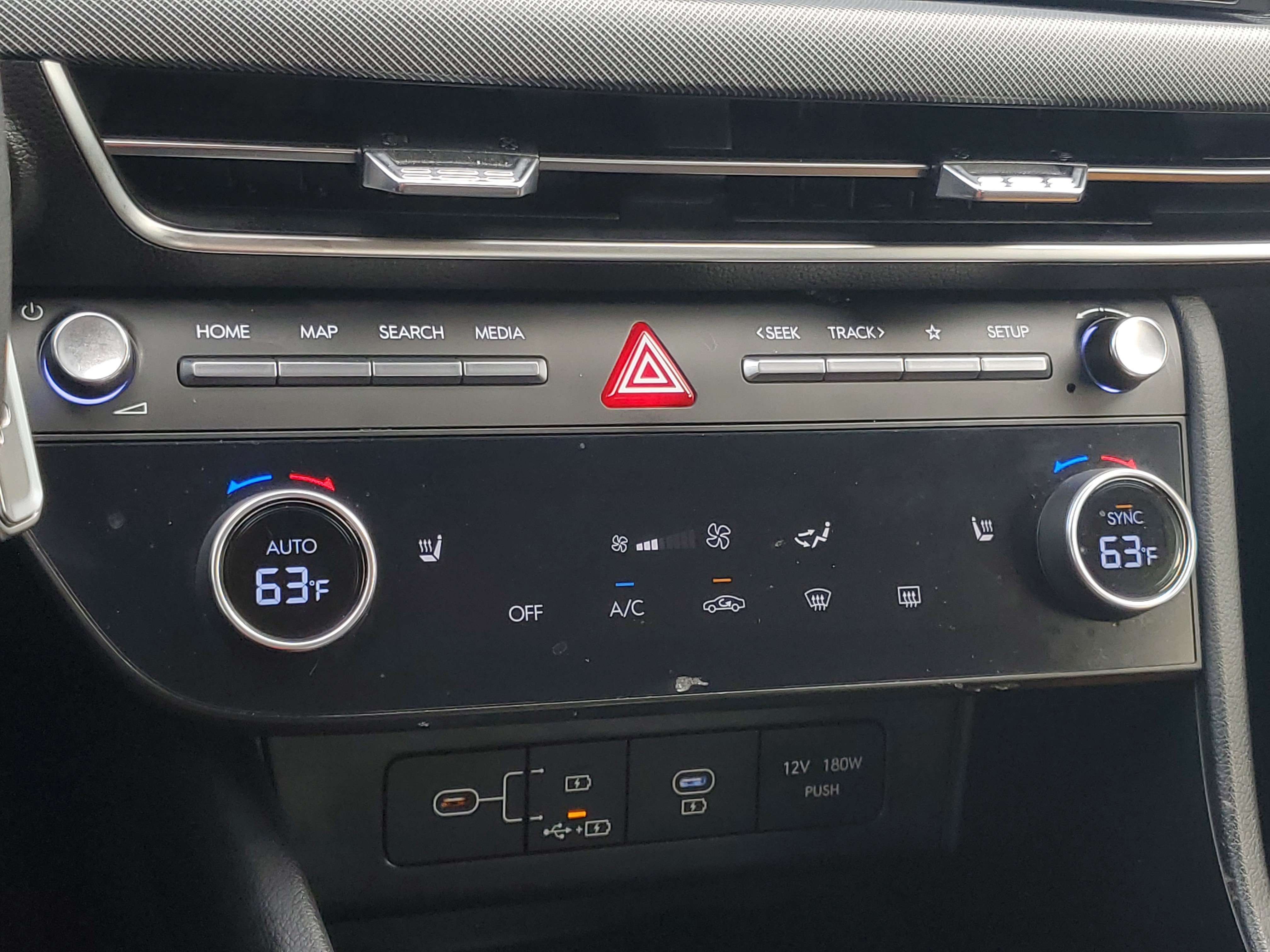 Used 2025 Abyss Black Hyundai SEL image 31