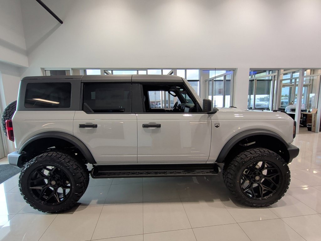 New 2026 White Ford Big Bend image 9