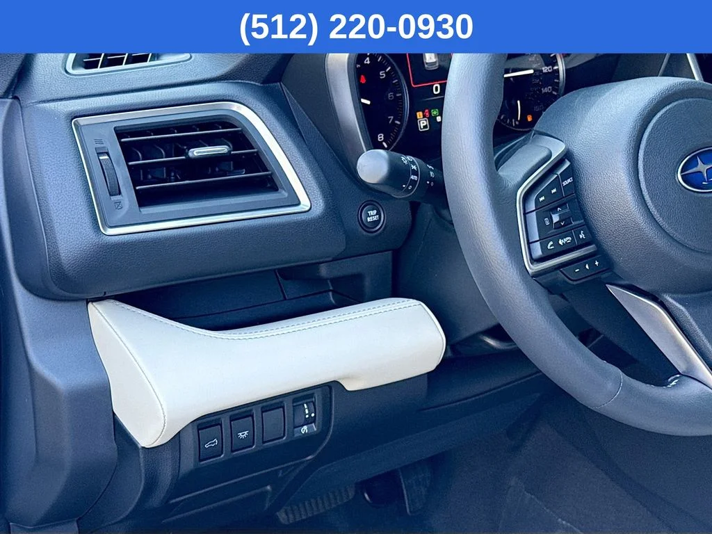 New 2026 CRYSTAL WHITE PEARL Subaru Limited 8-Passenger image 11