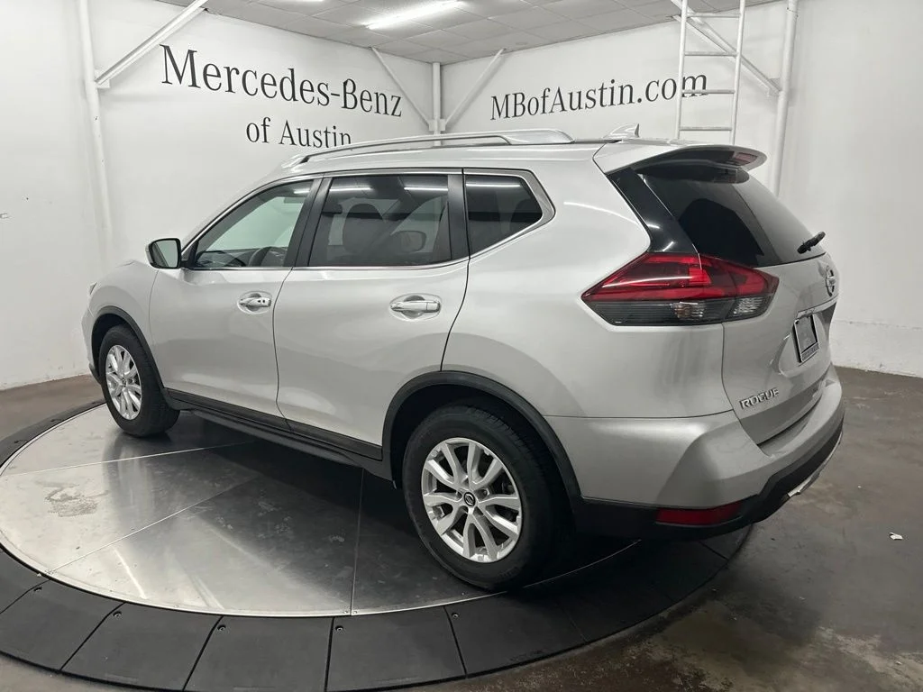 Used 2018 Silver Nissan SV image 5
