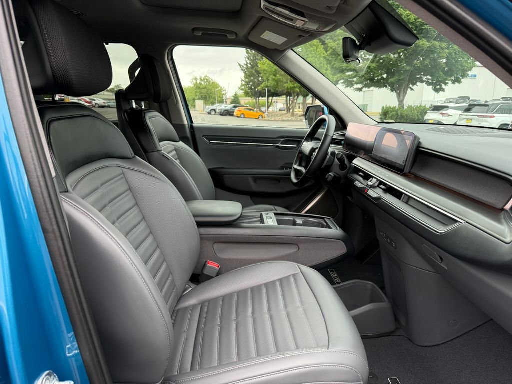 Certified Used 2024 Blue Kia Land image 12