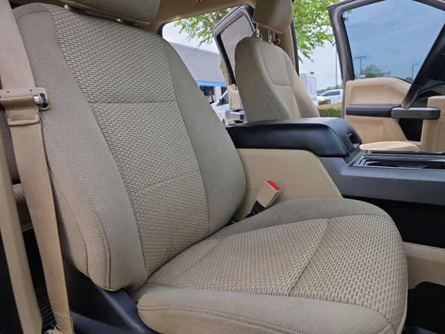 Used 2019 Gray Ford XLT image 11