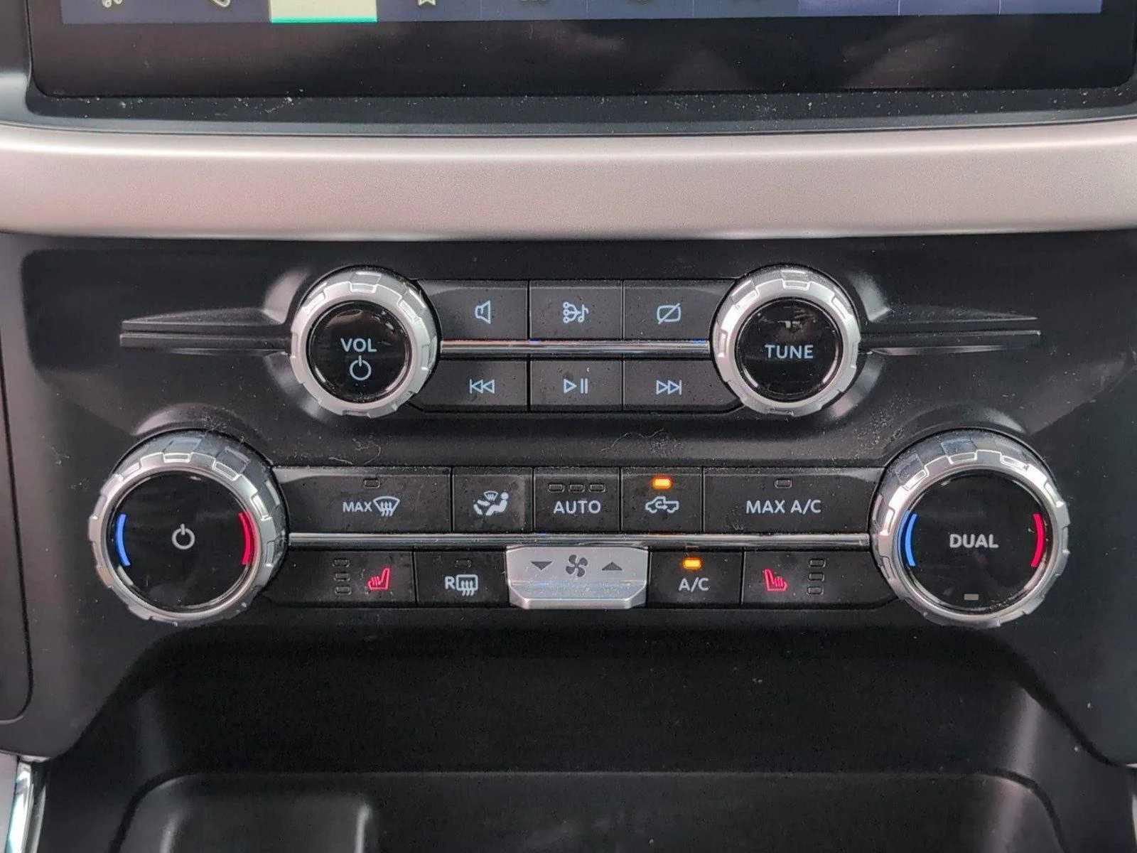 Used 2023 Carbonized Gray Ford XLT image 19