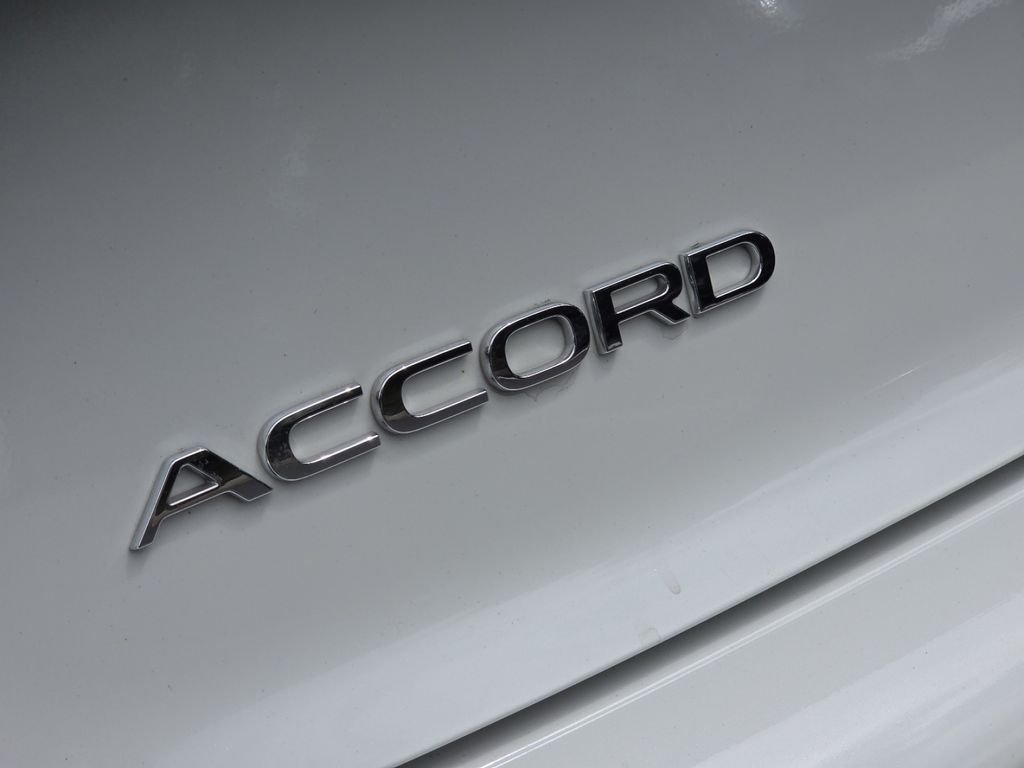 2025 Honda Accord SE - Photo 14