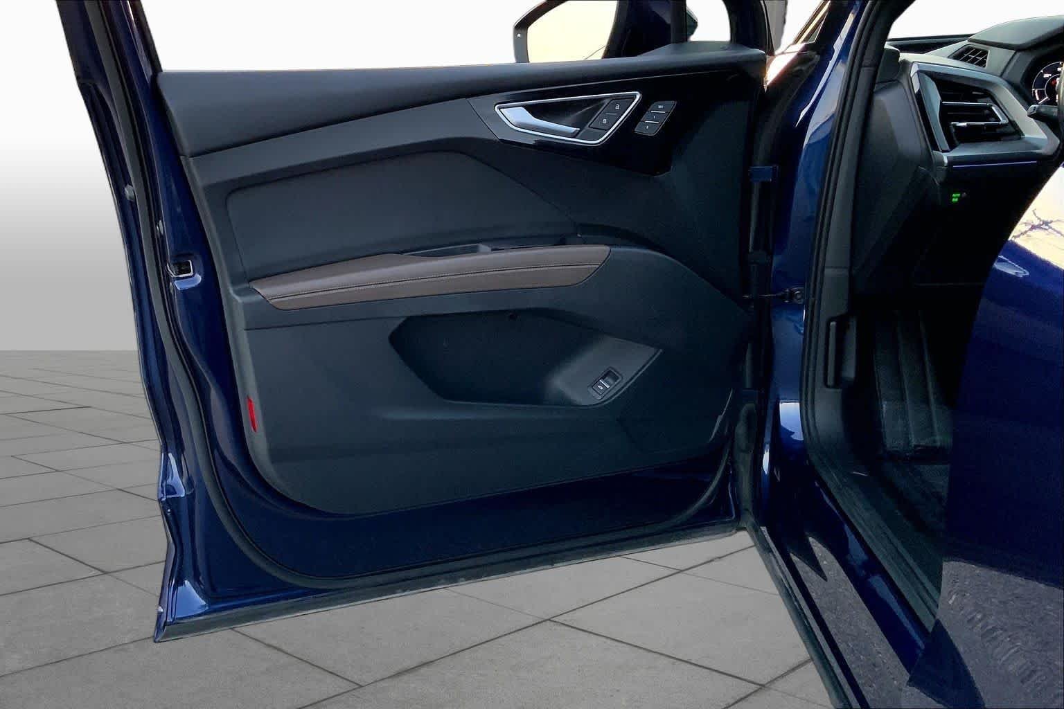 Used 2023 Navarra Blue Metallic Audi Premium Plus image 21