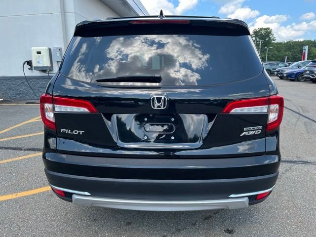 Used 2020 Black Honda Touring image 4