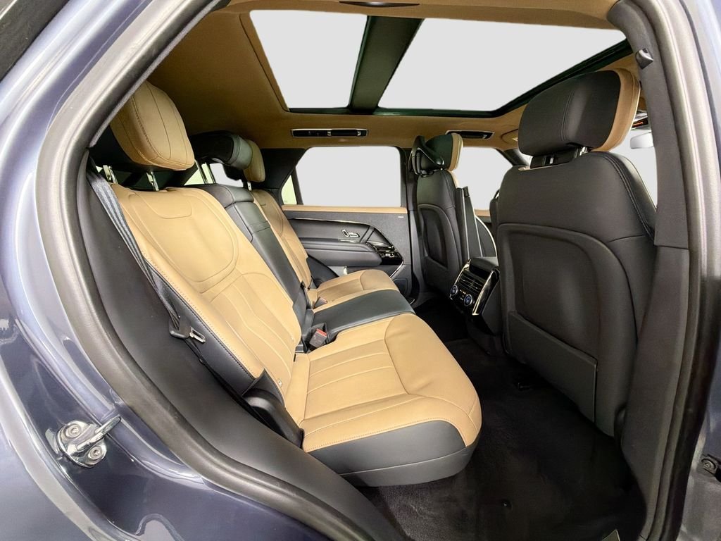 Certified Used 2025 Blue Land Rover Dynamic SE image 29