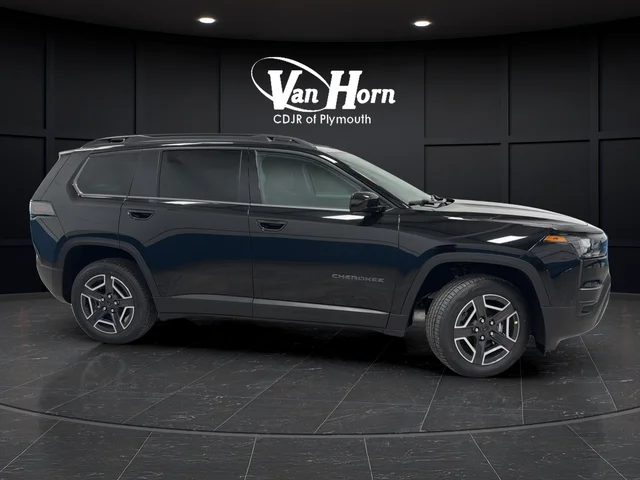 New 2026 Diamond Black Crystal Pearl-Coat Exterior Paint Jeep Laredo image 8