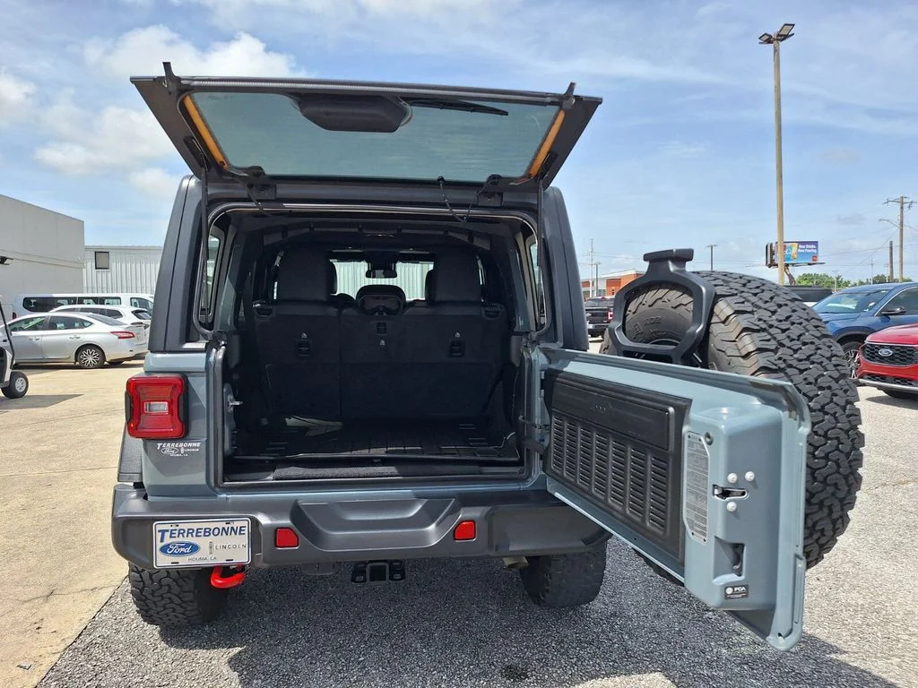 Used 2024 Anvil Clearcoat Jeep Rubicon image 28
