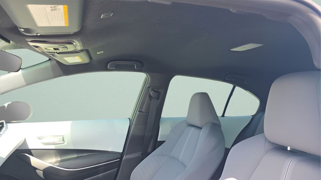 2025 Toyota Corolla SE - Photo 18