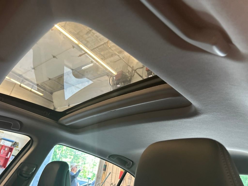 Used 2015 Gray Honda EX-L image 13