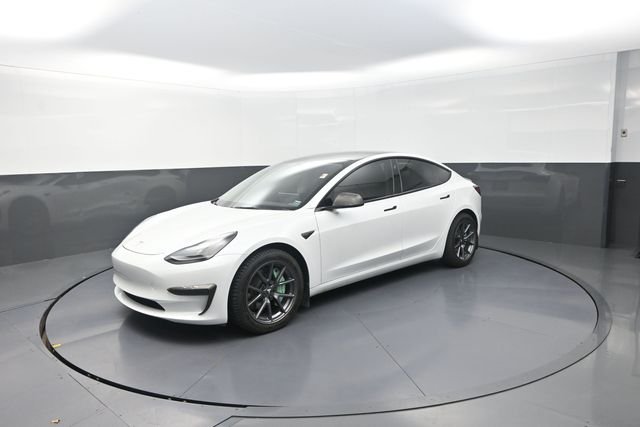 Used 2022  Tesla Long Range image 35