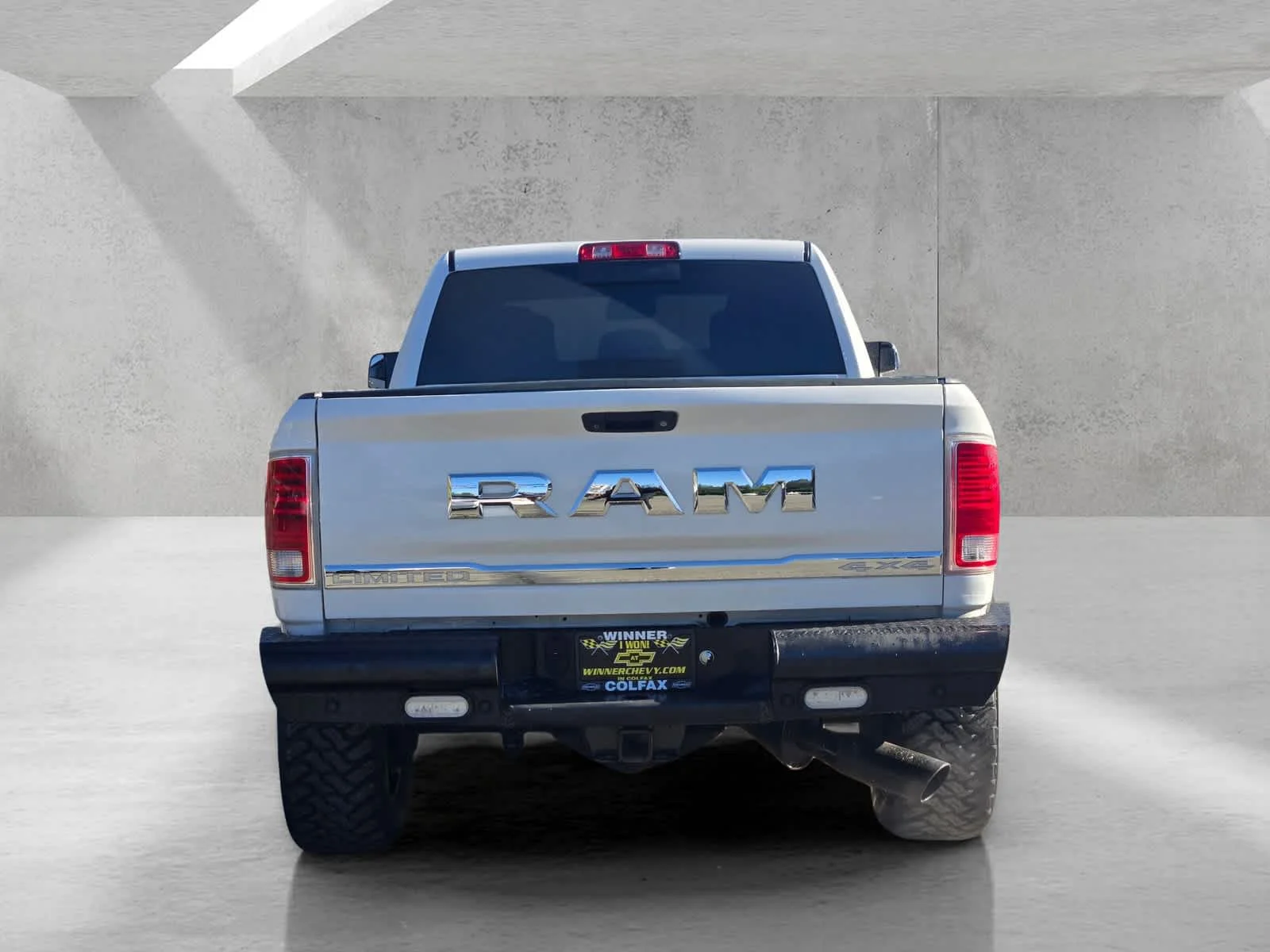 Used 2016  Ram Longhorn Limited image 5
