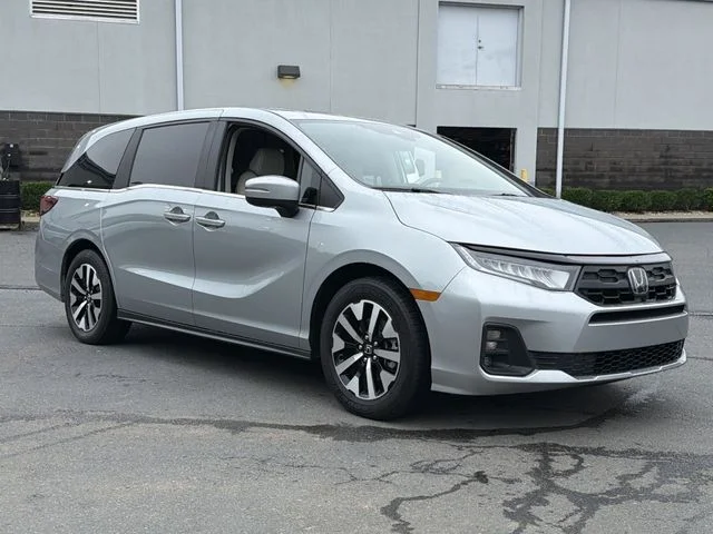 Used 2025  Honda EX-L image 15