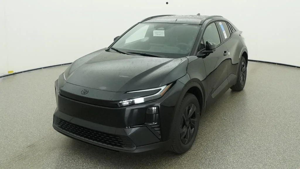 New 2026 Midnight Black Metallic Toyota SE image 31