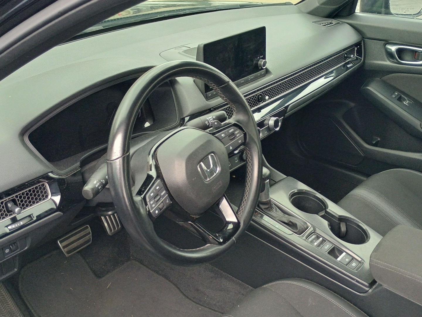Used 2025 Crystal Black Pearl Honda Sport image 4