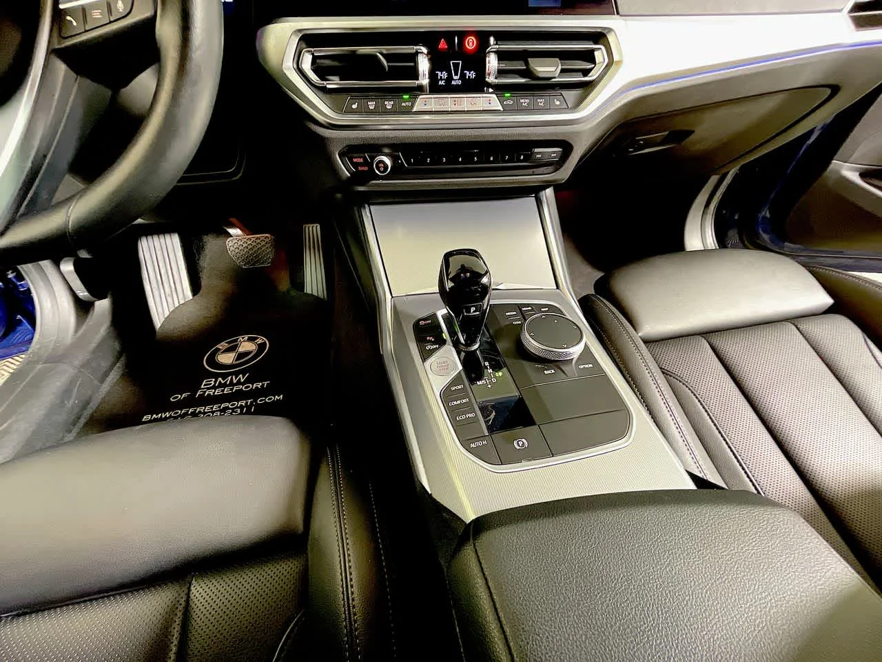 2022 BMW 3 Series 330i - Photo 12