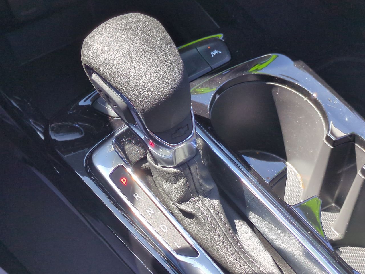 Used 2026 Mosaic Black Metallic Chevrolet ACTIV image 16