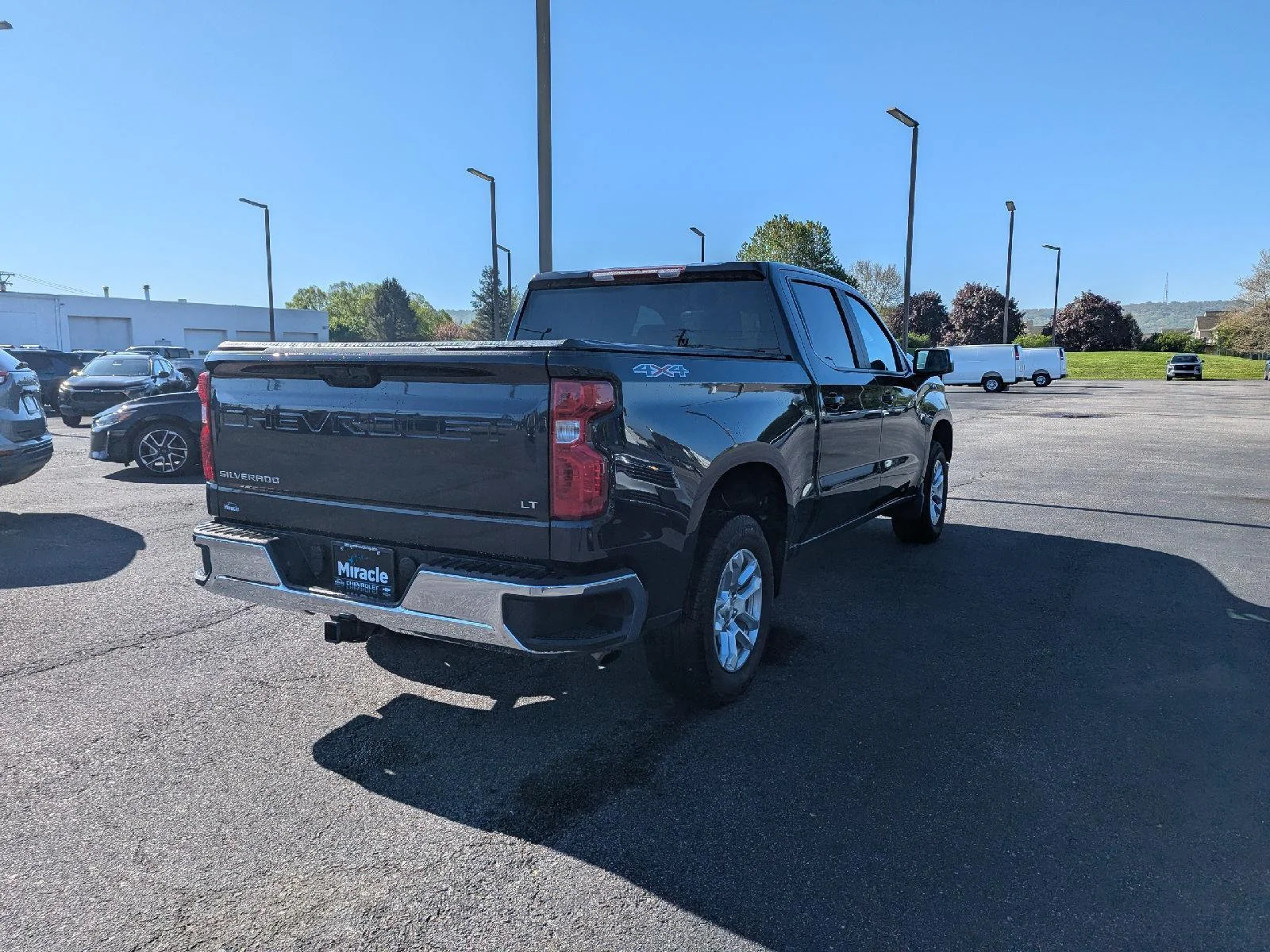 2024 Chevrolet Silverado 1500 LT - Photo 7