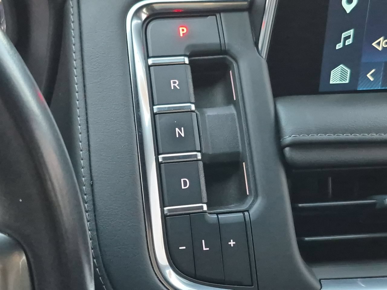 Used 2023 Black Chevrolet LT image 16