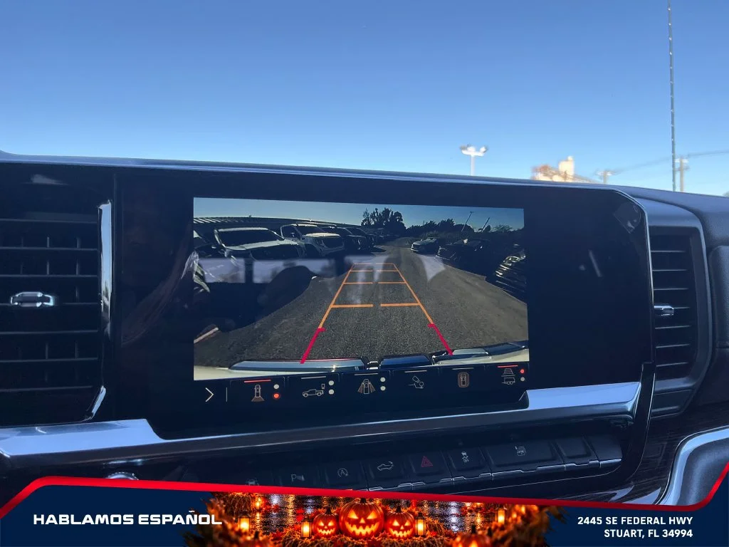 New 2026 Summit White GMC Elevation image 31