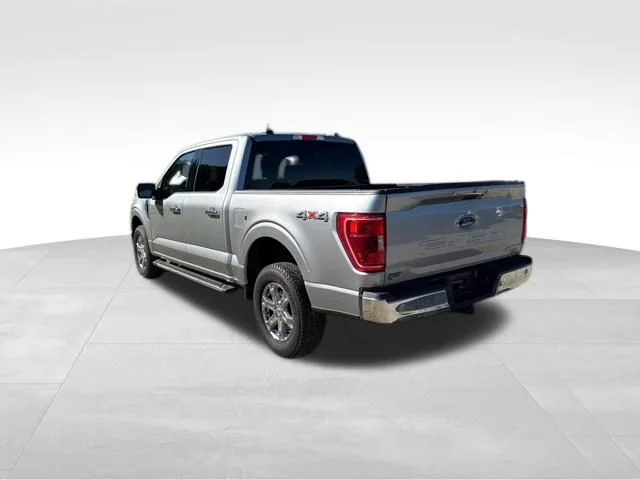 Used 2023 Silver Ford XLT image 10