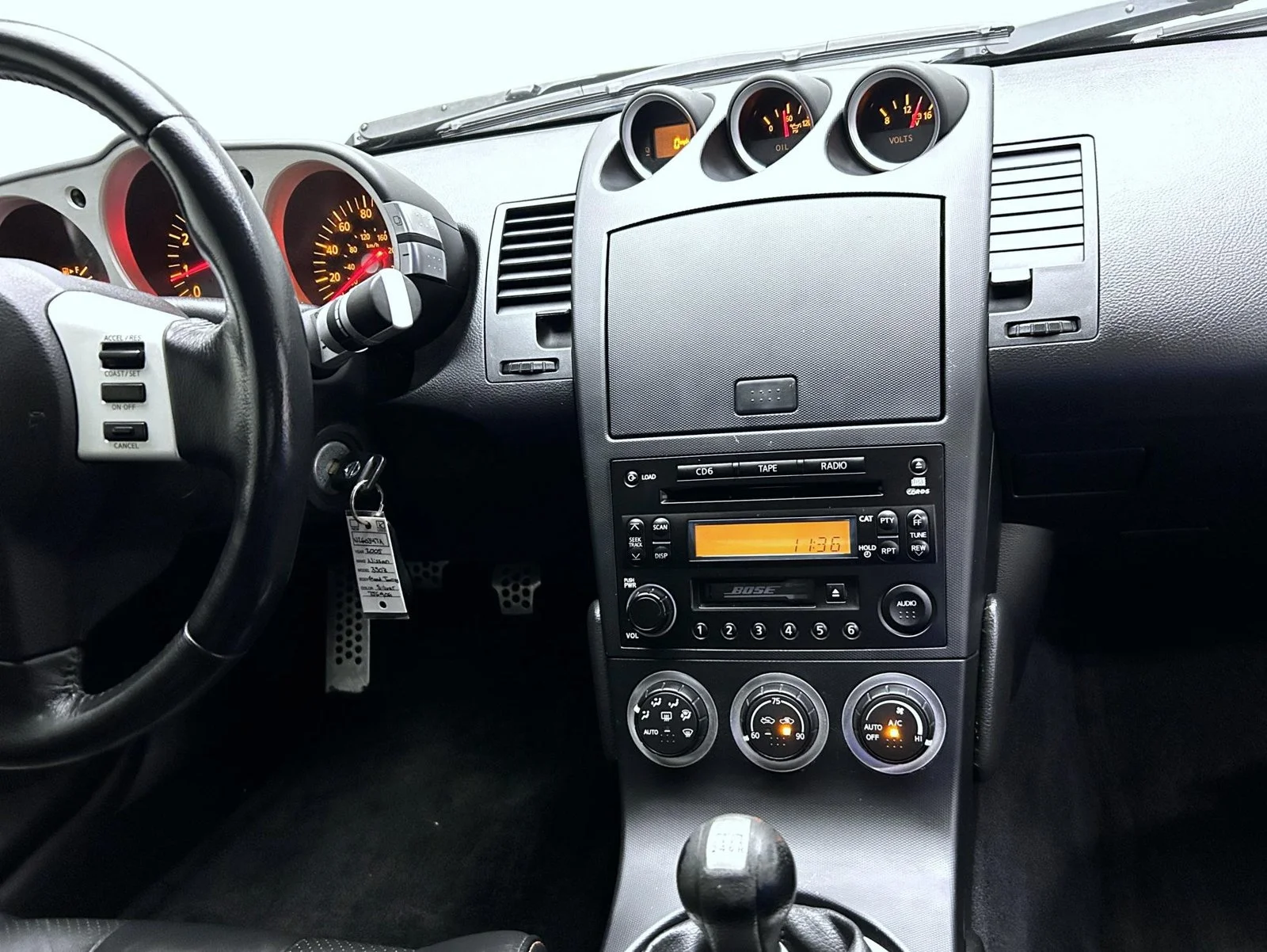 Used 2005 Silver Nissan Grand Touring image 13