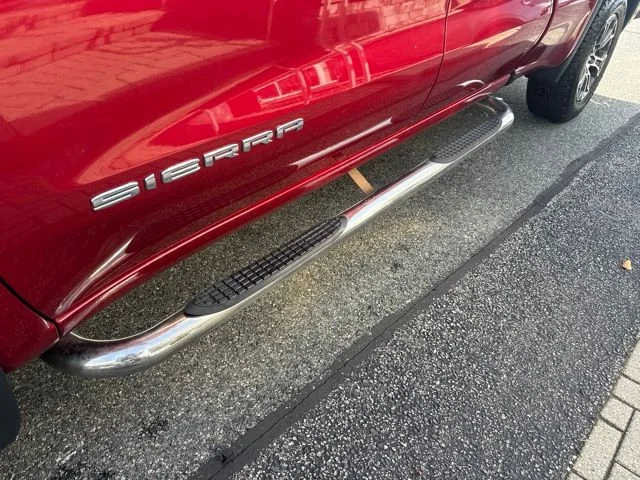 Used 2020 Red GMC SLE image 7