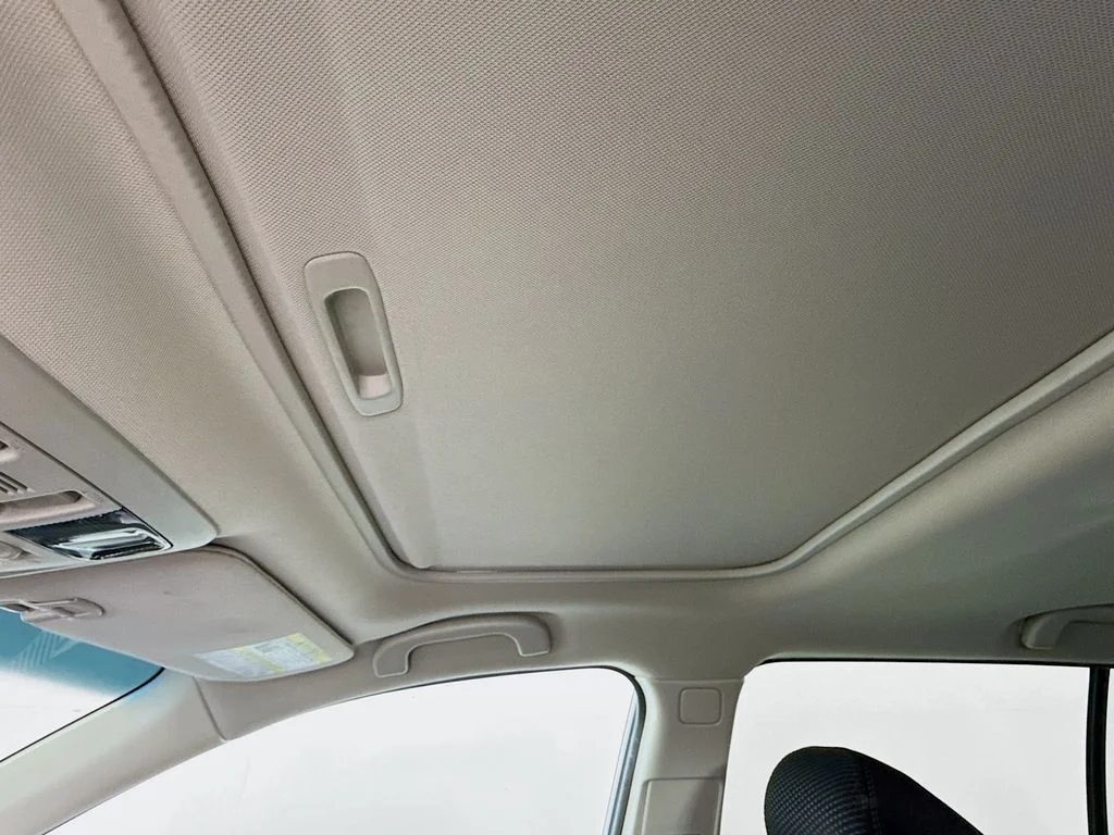 Used 2016 Ice Silver Metallic Subaru 2.5i Premium image 20