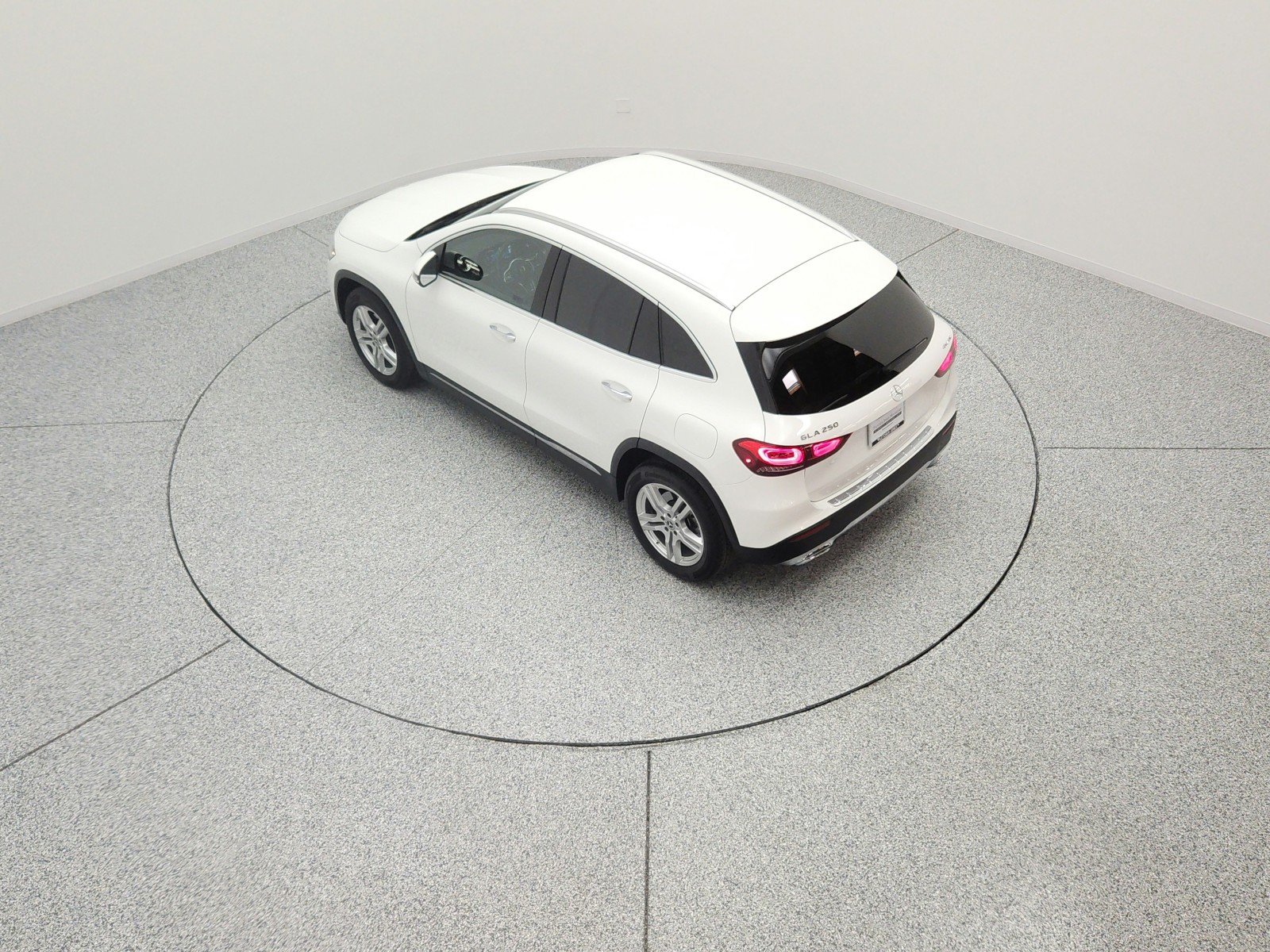 Certified Used 2023 Polar White Mercedes-Benz GLA 250 4MATIC® SUV image 15