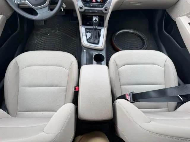Used 2018 Scarlet Red Hyundai SEL image 16