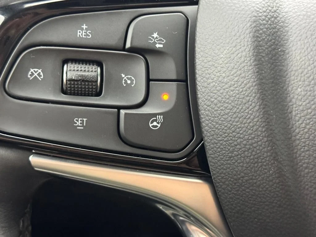 Used 2023 Ebony Twilight Metallic Buick Essence image 23